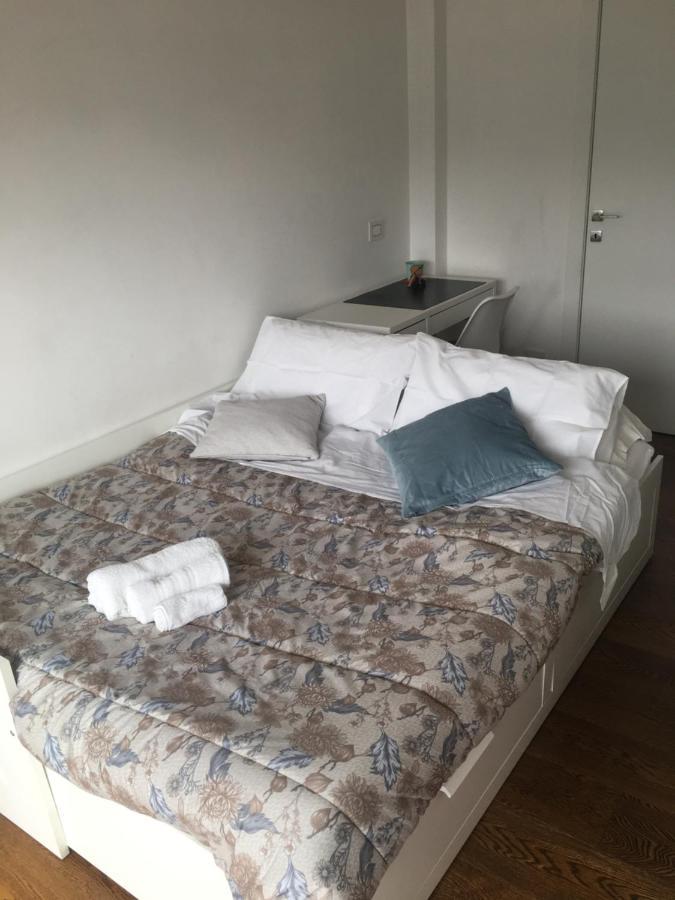 Morivione Apartment - Bocconi Free Parking Milan Bagian luar foto