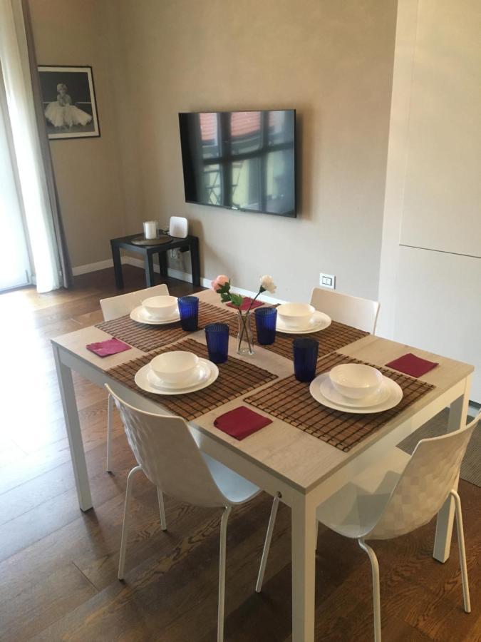 Morivione Apartment - Bocconi Free Parking Milan Bagian luar foto