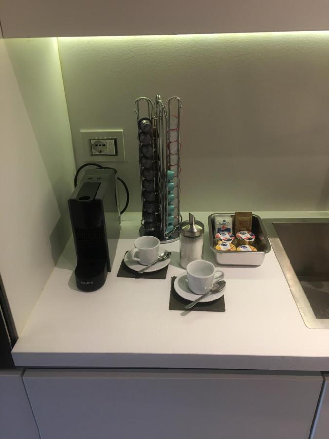 Morivione Apartment - Bocconi Free Parking Milan Bagian luar foto