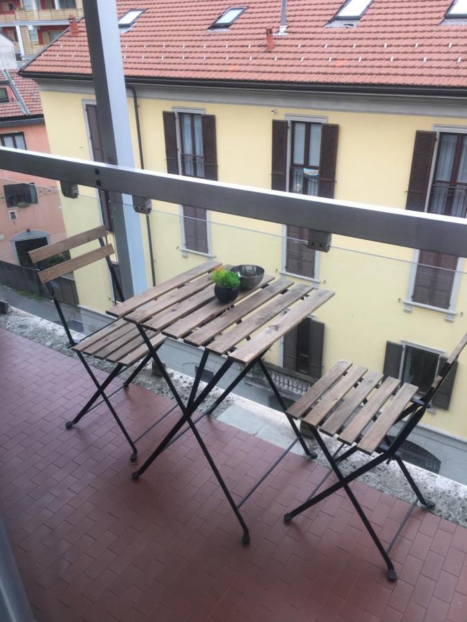 Morivione Apartment - Bocconi Free Parking Milan Bagian luar foto